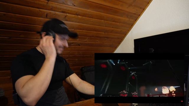 Welder Reacts to BABYMETAL - Road of Resistance - Live in Japan OFFICIAL смотреть онлайн