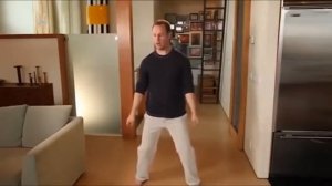 20 минутная вечерняя практика Ци Гун с  Ли Холден