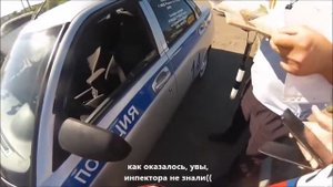 По обочине ездить можно на мопеде.