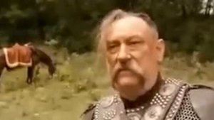 Ну, что, сынку, помогли тебе твои ляхи!?