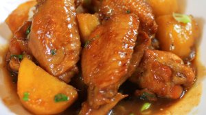 Вкуснейшие крылышки тушёные с картошкой/ Простой рецепт