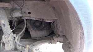 Гул от двигателя.