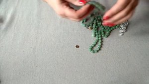 Украшение из нефрита