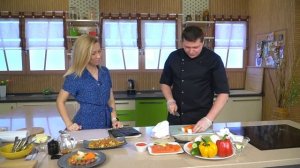 Рецепт: японский салат и жаренный рис с морепродуктами. Открытая кухня 28/05/2021 GuberniaTV