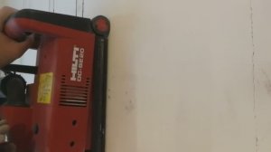 ШТРОБЛЕНИЕ СТЕН БЕЗ ПЫЛИ ШТРОБОРЕЗ HILTI.Электроплюс,Электроплюс СПБ.электро плюс