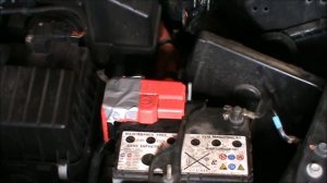 Honda Insight 2010 fuses location