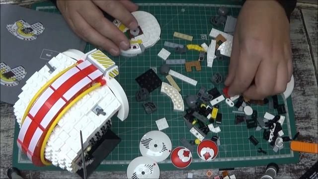 Lego 75327 - Luke Skywalker Red Five Helmet - 2 смотреть онлайн