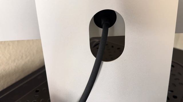 Apple Studio Display: Transform Your Workspace with 5K Brilliance & Connectivity Magic смотреть онлайн