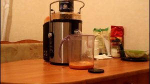 соковыжималка SСARLETT Silver Line SL JE51S01 Соковыжималка из Эльдорадо Видеообзор