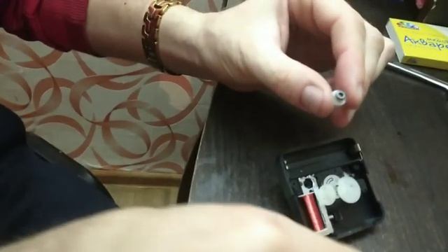 Настенные часы не дают спать. смотреть онлайн