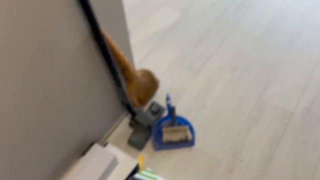Перекрестный выключатель с трех мест