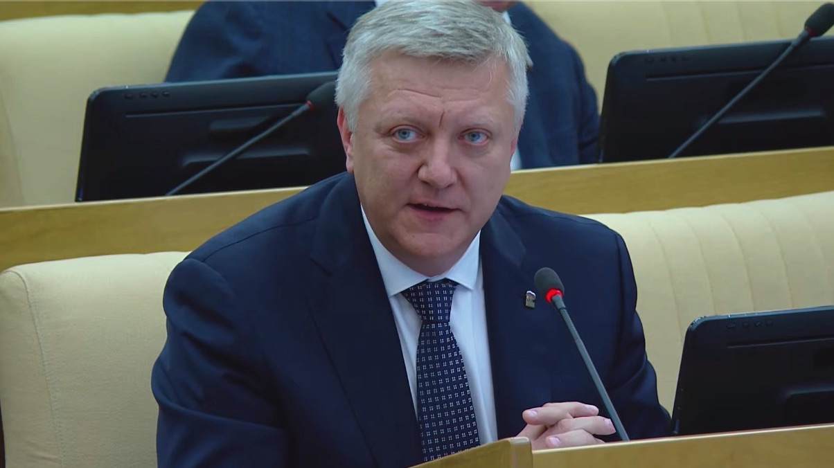 «ЕДИНАЯ РОССИЯ» И РОСМОЛОДЕЖЬ ПРОДОЛЖАТ ВОЕННО-ПАТРИОТИЧЕСКОЕ ВОСПИТАНИЕ МОЛОДЕЖИ