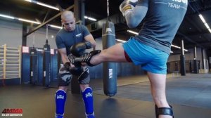 Защита от удара Фронт-кик