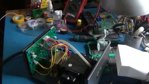 Паяльная станция Lukey 852D+. Несколько почти матерных слов о внутреннем устройстве.