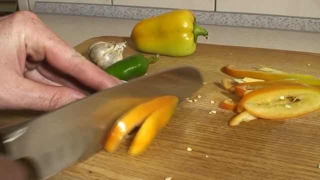 Мелкий картофель, жаренный по-корейски. Быстро и вкусно!