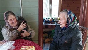 БАБУШКА НАСТЯ В ГОСТЯХ У АННУШКИ.