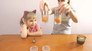 Почему не тонет куриное яйцо