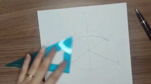 Как начертить овал в горизонтальной плоскости