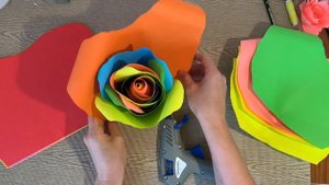 Большая роза из бумаги. Радужная роза за 5 минут. Rose of paper. DIY