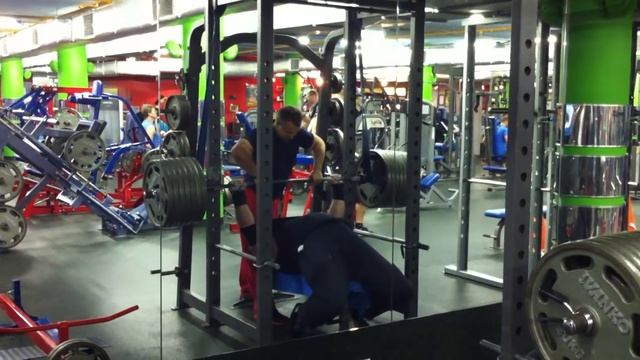 Жим лёжа 300 кг МЭД ДОГ + 2 синие резинки, 13 09 2012 год смотреть онлайн