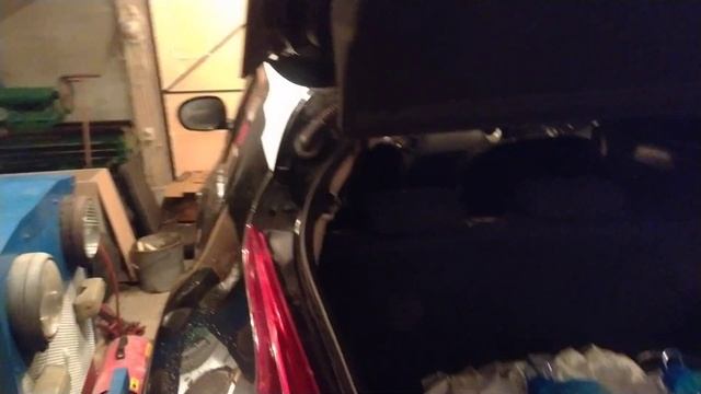 Nissan Juke 2013г при выключение фар открывается багажник ,причина и устранение смотреть онлайн