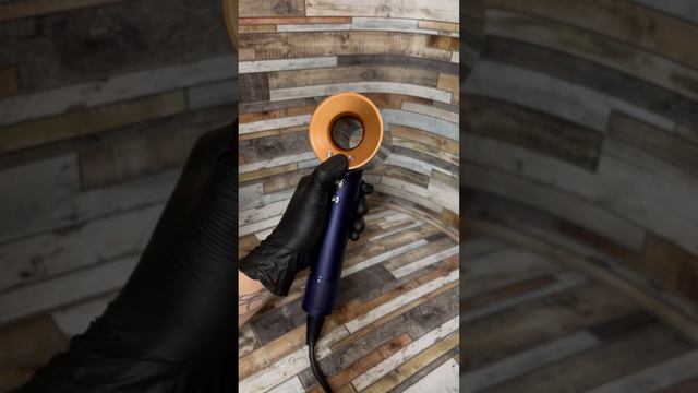 Фен Dyson Supersonic HD07 (с кейсом)