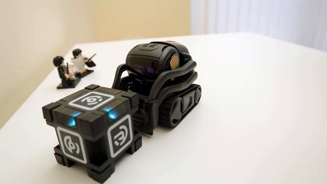 Anki Vector - Cube Bashing, BAD Robot..! смотреть онлайн