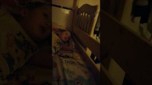 Комбат поёт ребёнок 3 лет перед сном