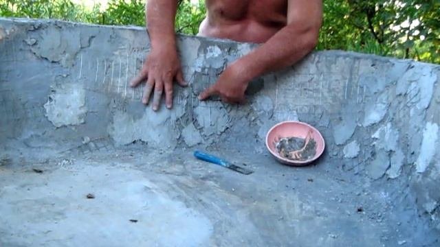 КАК ЗАКРЕПИТЬ МЕТАЛЛИЧЕСКУЮ СЕТКУ   без скоб, гвоздей и саморезов. Маленькие хитрости