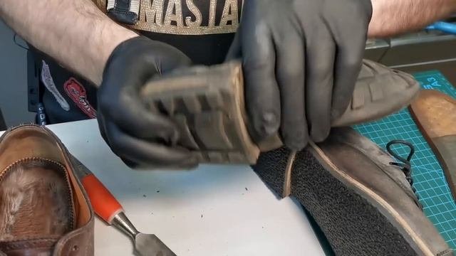 Обувь Santoni замена подошвы на двух парах ?  Почему отклеивается подошва и ломаются супинаторы?