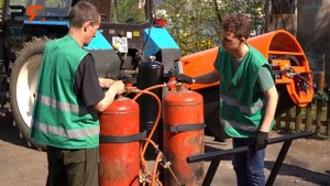 Рециклер "ST 1000", Установки инфракрасного нагрева "Ря 120", виброплита и алюминиевые грабли.