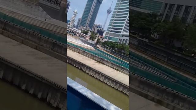Kualalumpur смотреть онлайн