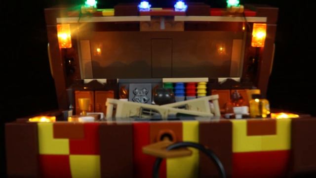 Light Kit For Hogwarts Magical Trunk 76399 смотреть онлайн