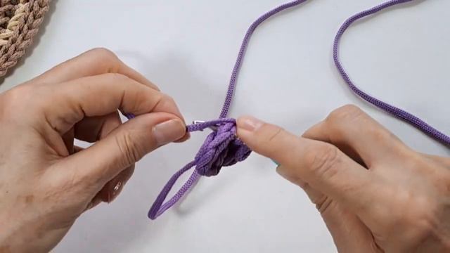 Круг узором паркет, связанный рядами в одном направлении. смотреть онлайн