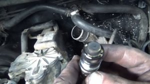 Toyota Lite Ace Noah плохо заводится двигатель зимой. Как разобрать мотор печки, с 21 минуты.