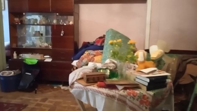 Квартира з фонтаном, 2 вітражами, мармуровим каміном та умивальником на колонах смотреть онлайн