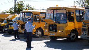 Смотр готовности школьных автобусов Шадринска.