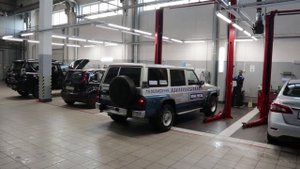 Nissan Patrol 1997 года выпуска отвезли в официальный сервисный центр. Стоило ли?