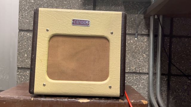 Fender Champ 600 Modded to tweed spec смотреть онлайн