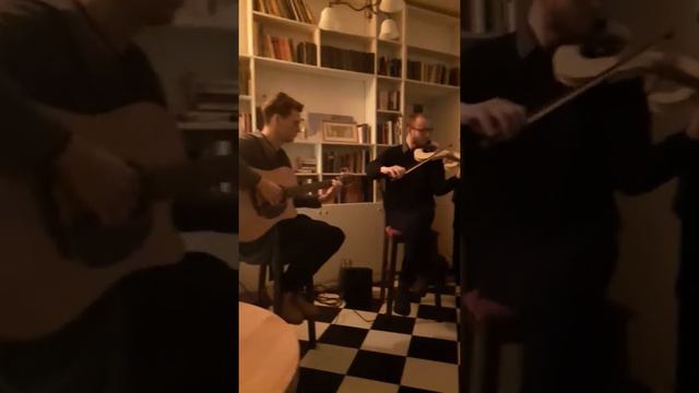 Стас Галайдюк гитара  и Павло Фрумін  скрипка живая прекрасная музыка для Вас смотреть онлайн
