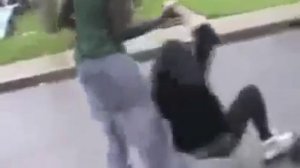 Танцовщицу на дороге сбила машина.