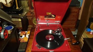 You're Driving Me Crazy! Lloyd Keating. Regal 78rpm. Red HMV 102 Portable Picnic Gramophone