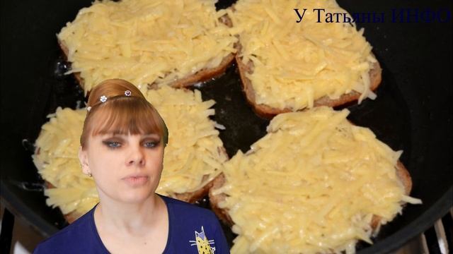 Рецепт на сковороде!!! ГОРЯЧИЕ БУТЕРБРОДЫ с тертой сырой картошкой!!! смотреть онлайн