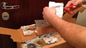 Mottura установка замков в металлических дверях