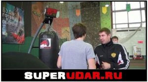 Зиновьев Иван сила удара 190 кг. 24.11.2012г.