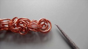 БРАСЛЕТ ИЗ МЕДНОЙ ПРОВОЛОКИ из пружинок