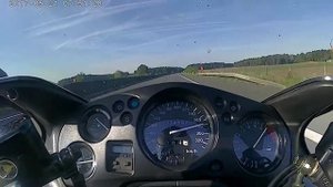 CBR 1100 XX   300 км /ч