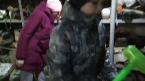 Собака укусила Аделю за ногу?! Гуляем с собакой