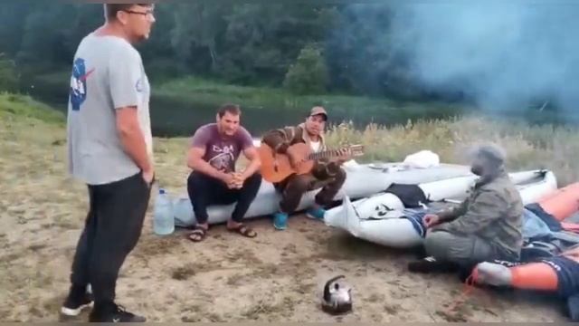 Всё идёт по плану (песни под гитару) смотреть онлайн