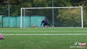 Наклбол волейбольным мячём)